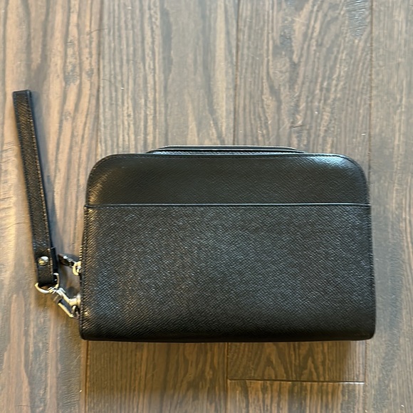 Authentic Louis Vuitton Pochette Baikal - Picture 3 of 10